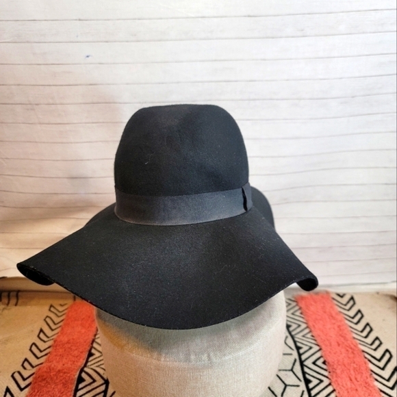 H&M 100% WOOL BLACK FLOPPY FEDORA, SZ MEDIUM - Picture 1 of 9